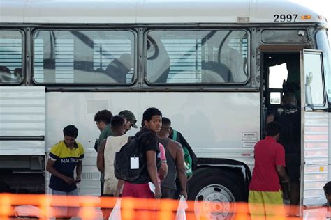 New York City sues bus companies that Texas hired to transport migrants